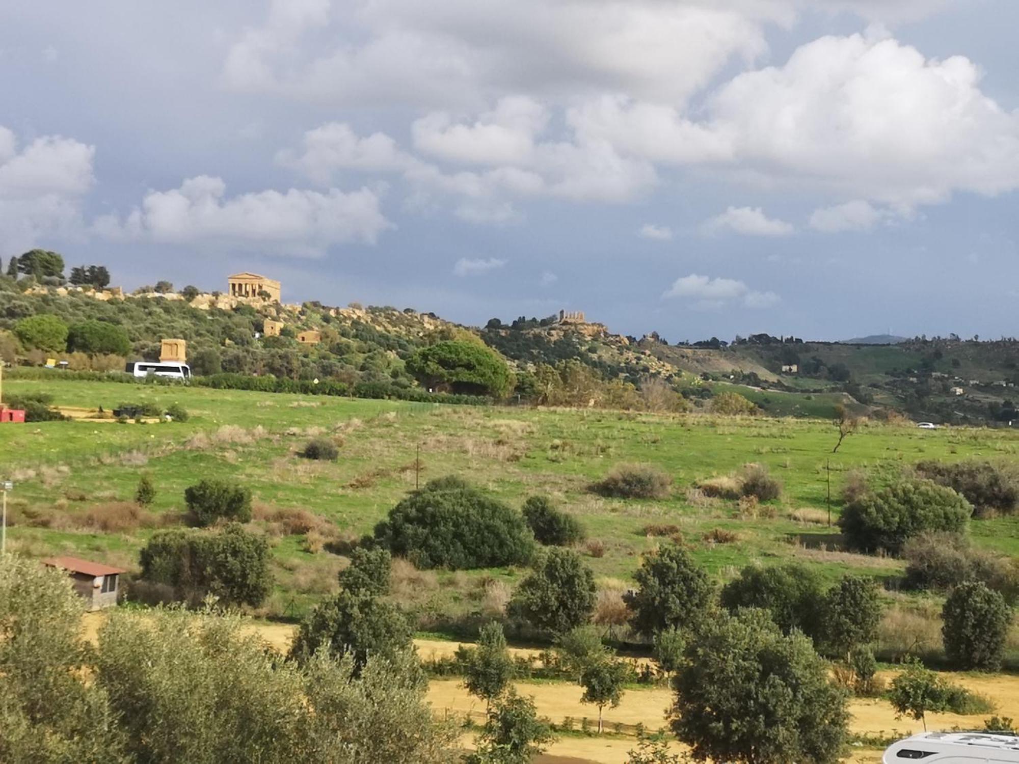 Lala Salama San Leone Buitenkant foto
